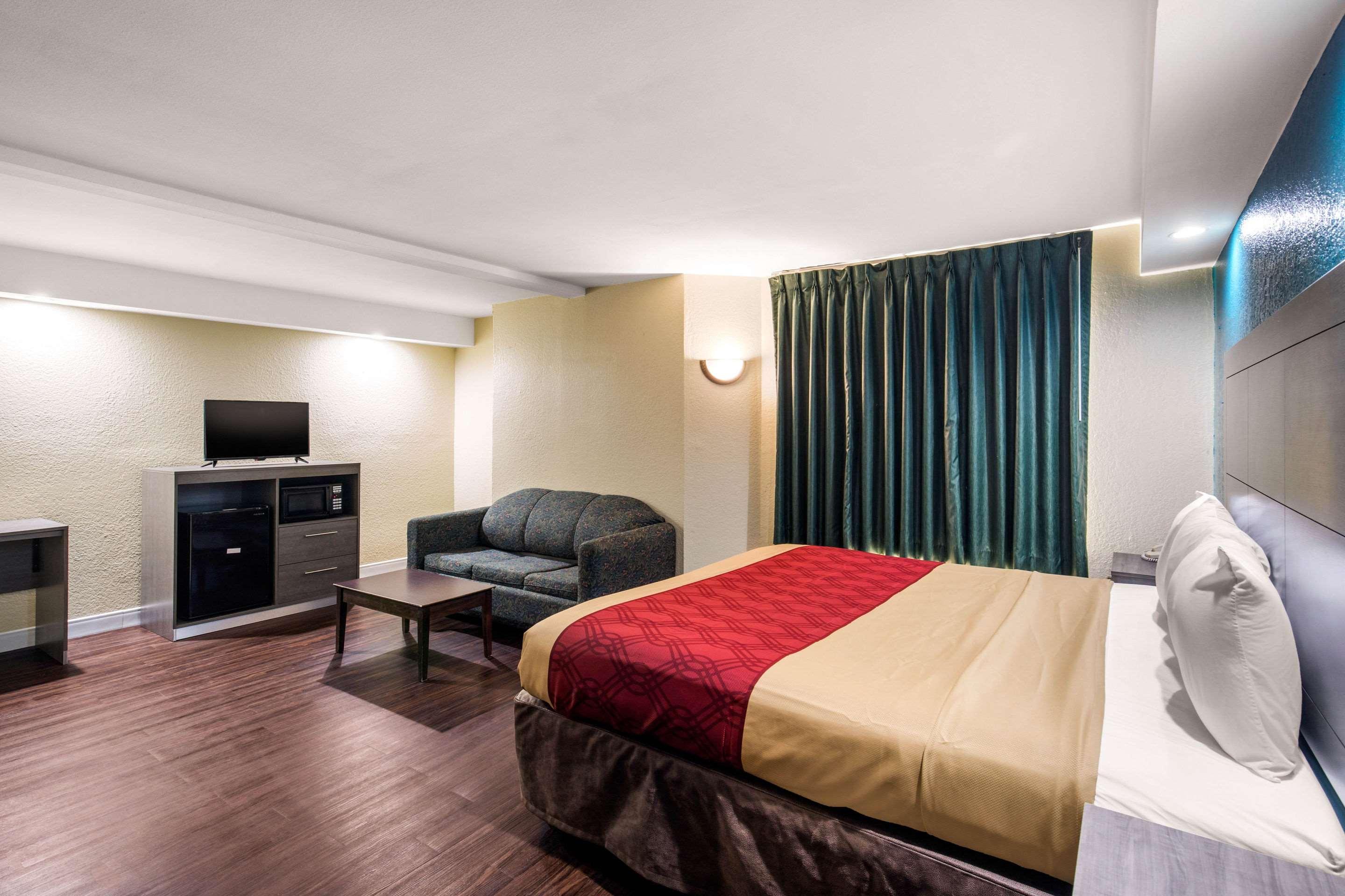 Quality Inn & Suites Richardson-Dallas エクステリア 写真