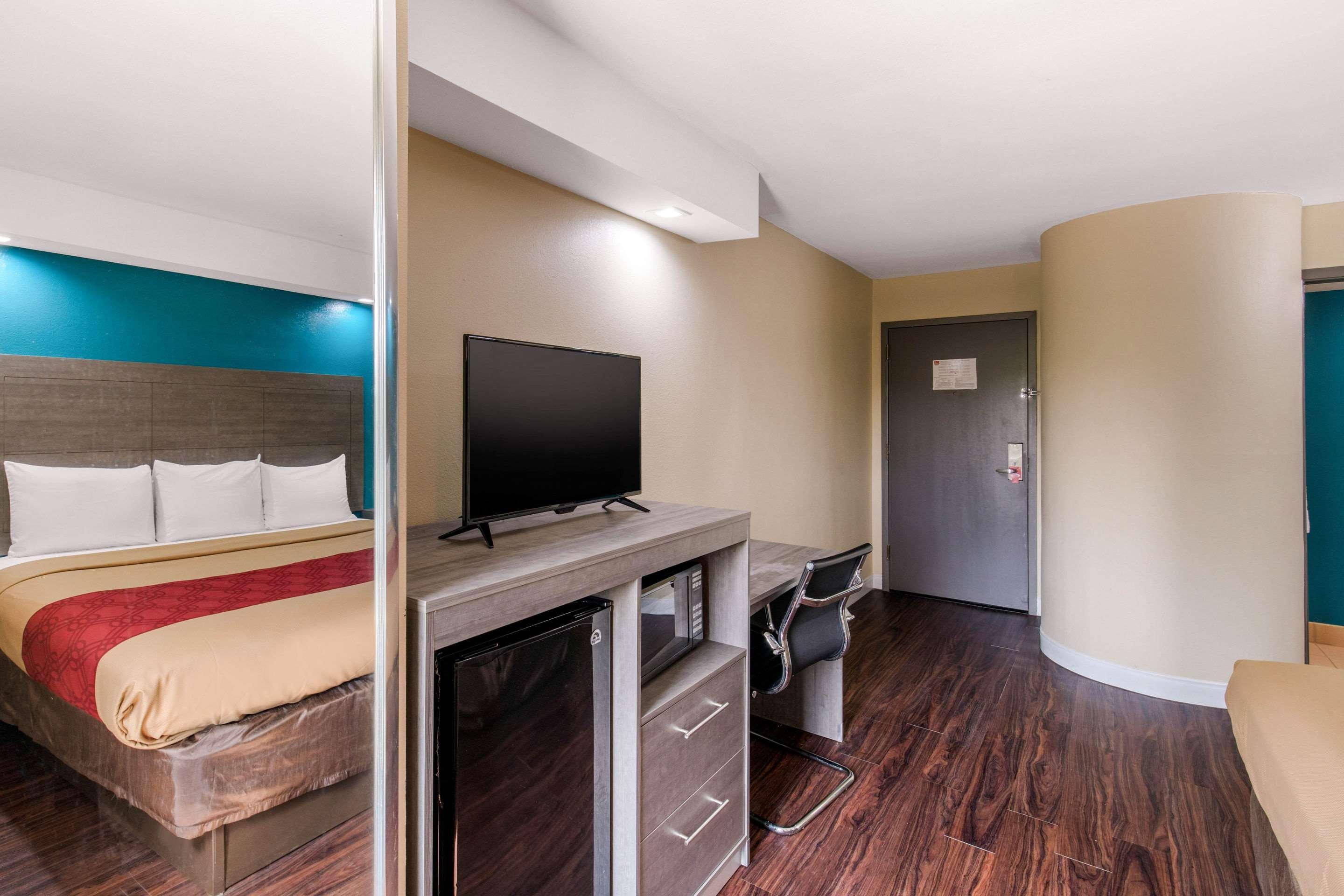 Quality Inn & Suites Richardson-Dallas エクステリア 写真